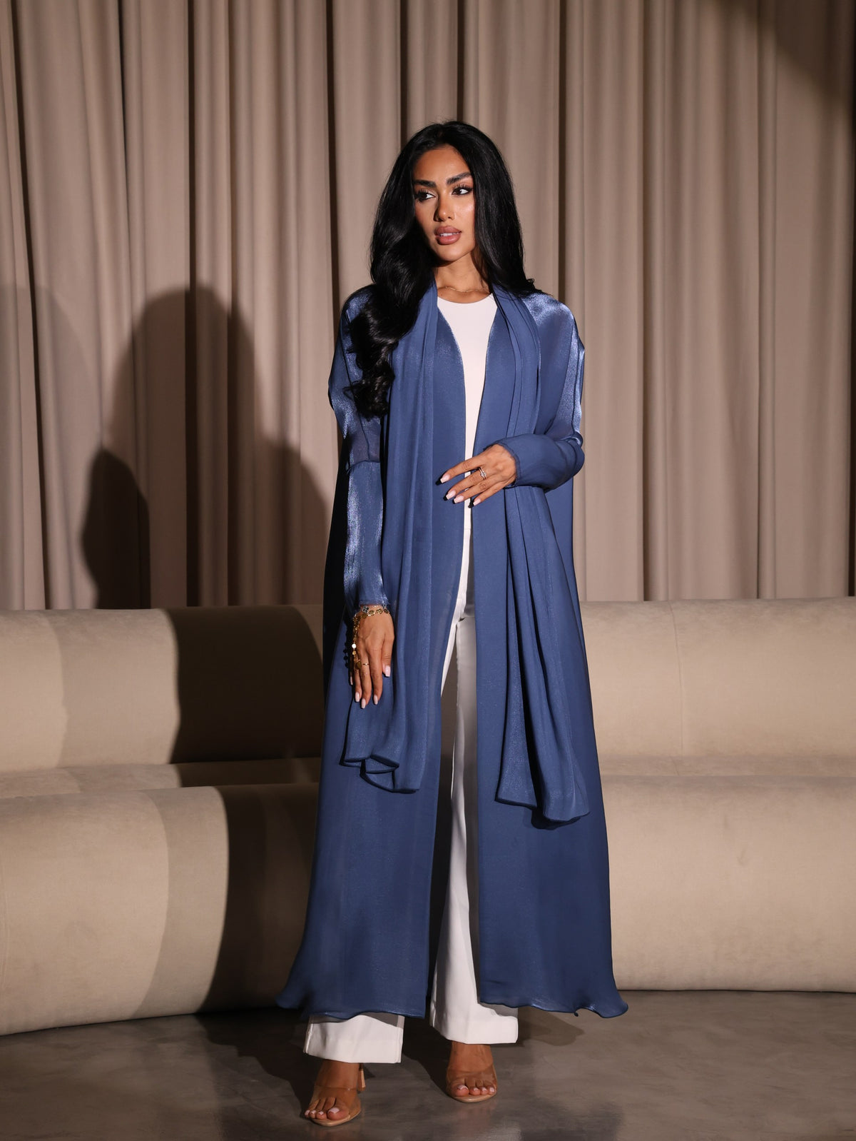 SHAMS abaya
