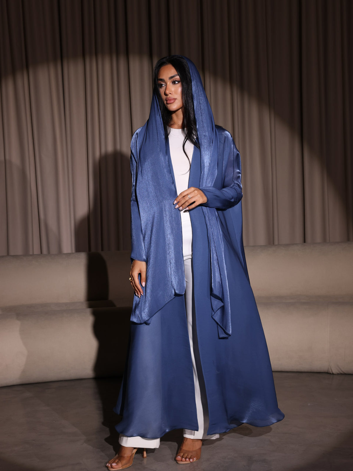 SHAMS abaya