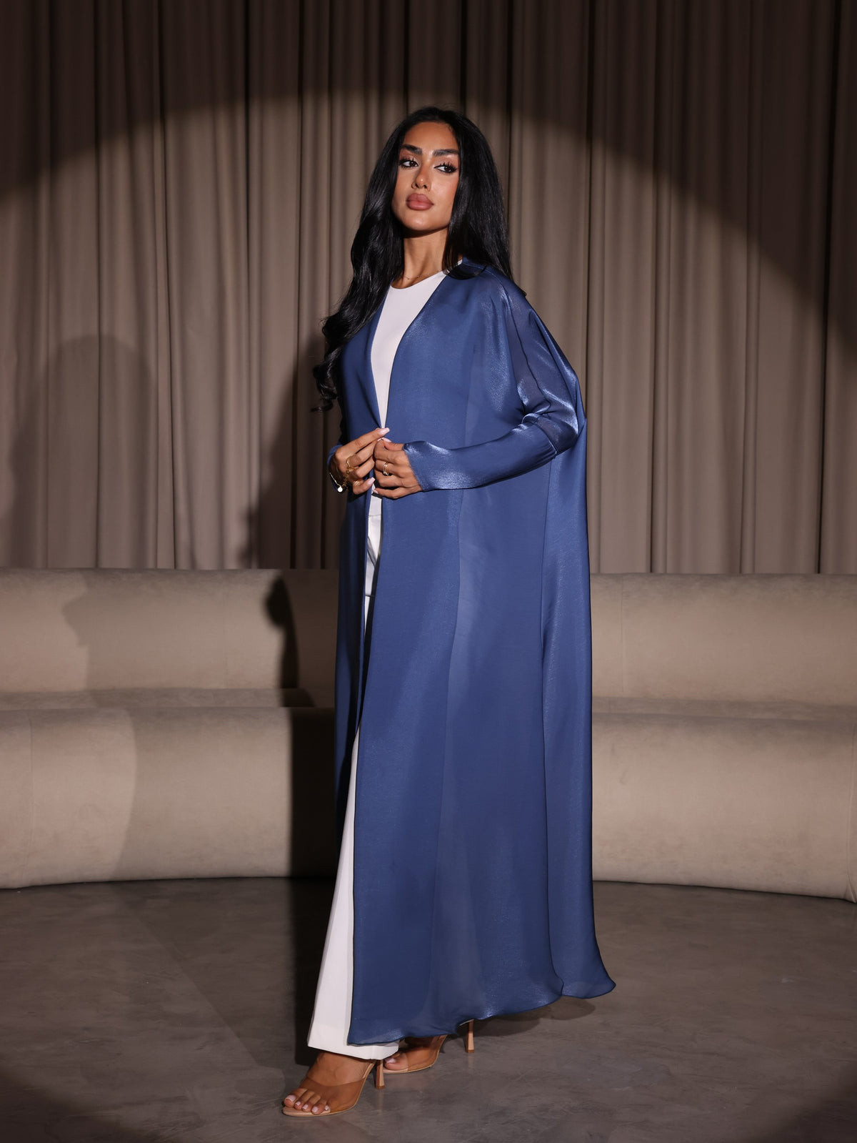 SHAMS abaya
