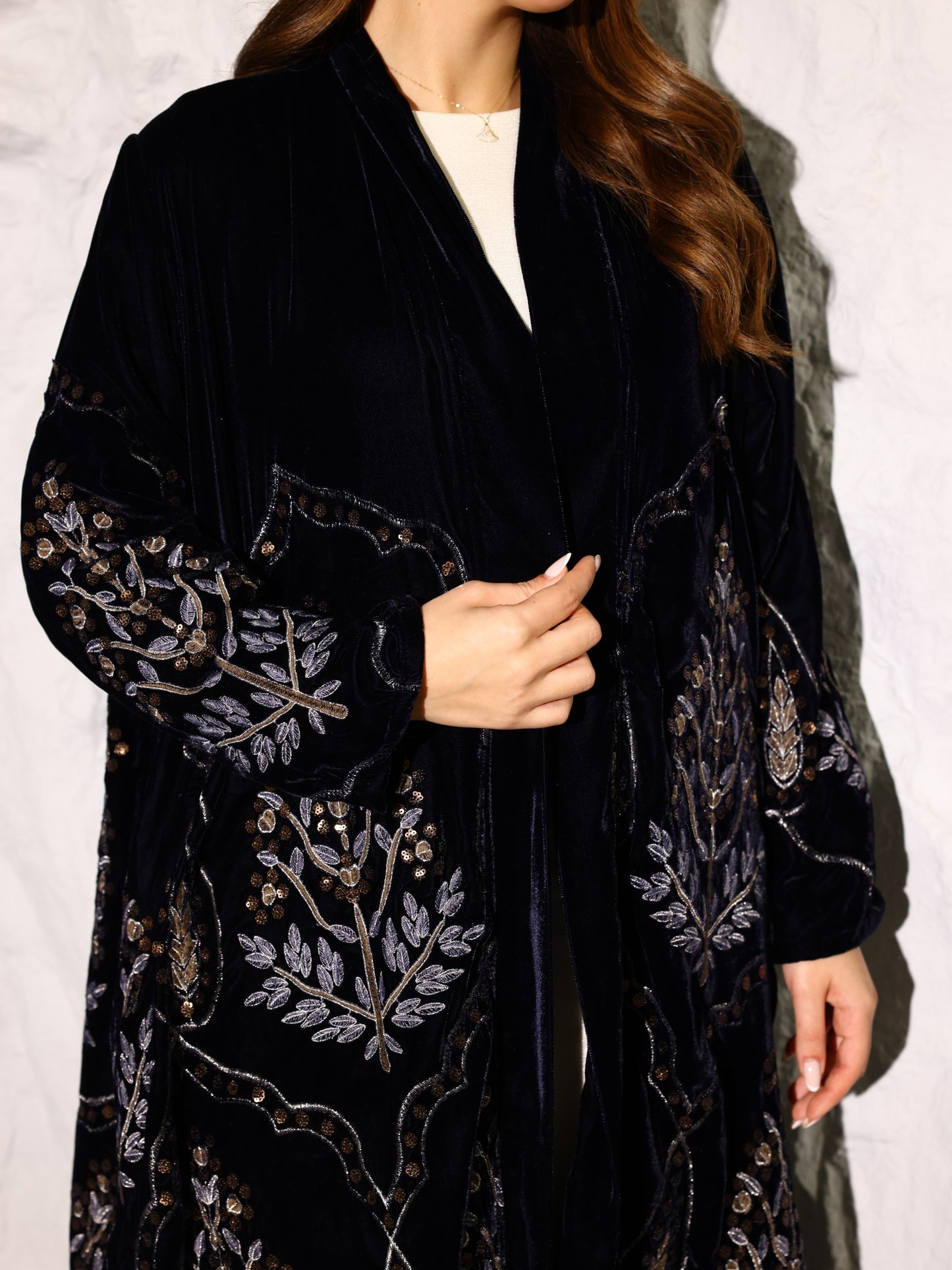 Amelia Abaya